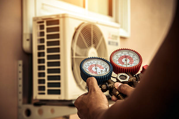 Professional Ductwork Repair technician working in Farmersville, OH